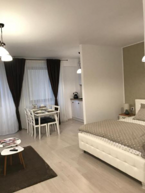 white season residence